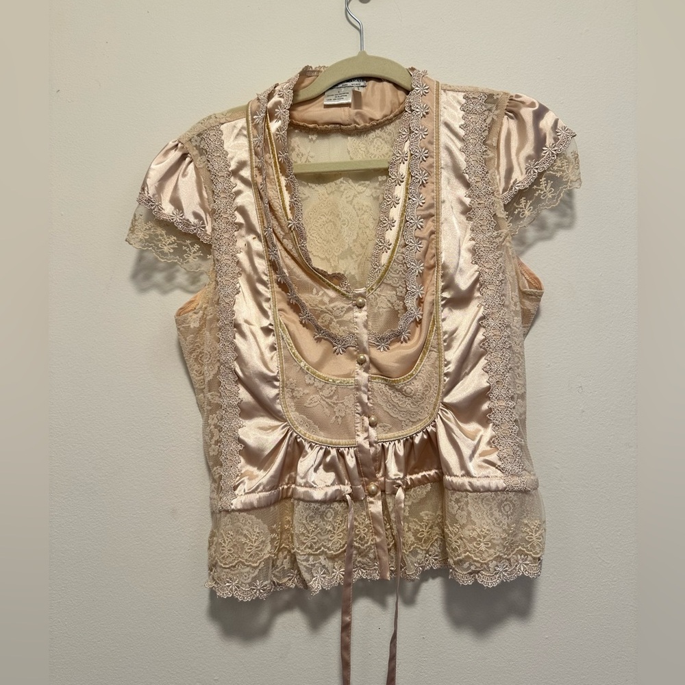 Women’s Roberto Makali Victorian Style Blouse